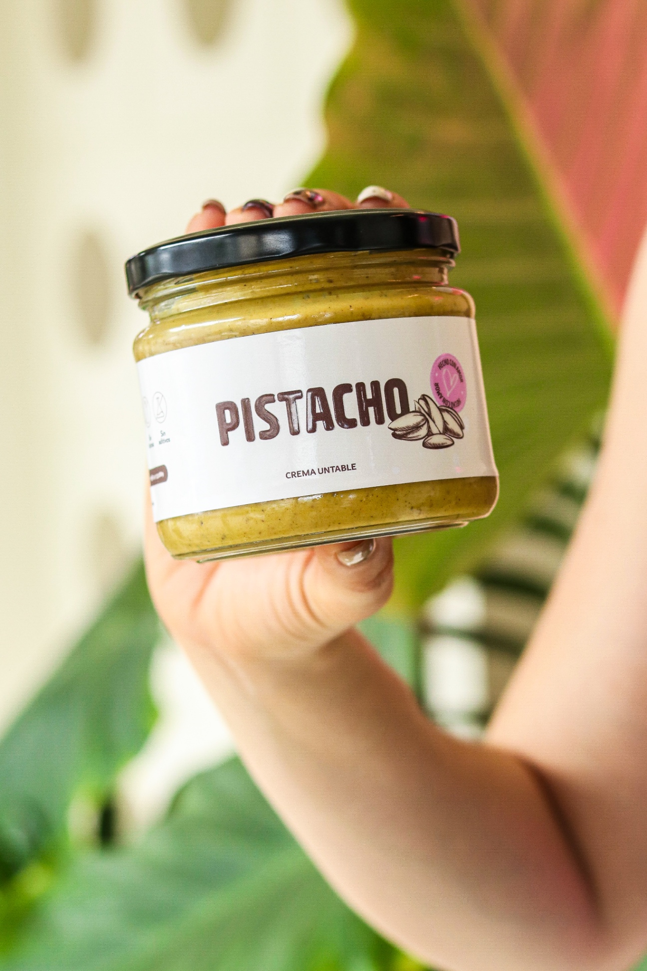 UNTABLE PISTACHO